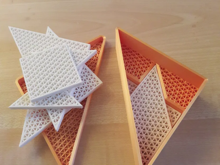 Tangram trong hộp hình tam giác - Image 3