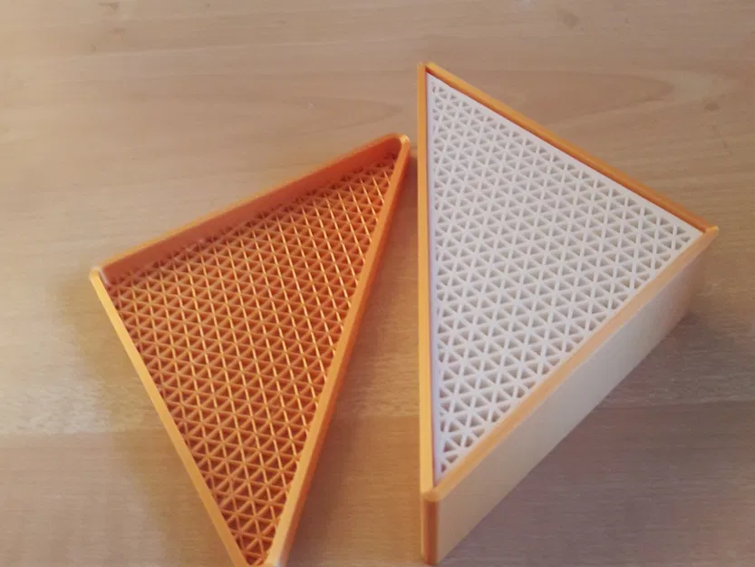 Tangram trong hộp hình tam giác - Image 4