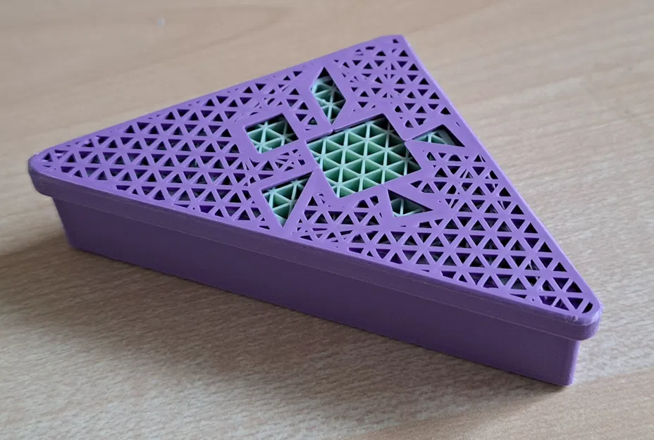 Tangram trong hộp hình tam giác - Image 8