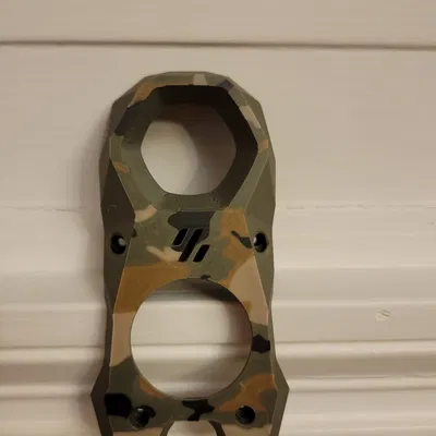 Bộ phận Stealthburner với họa tiết ngụy trang M81 Woodland