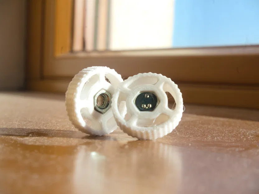 Núm vặn rãnh cho đai ốc và bu lông hoàn toàn tham số - Image 1