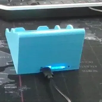 Giá đỡ sạc không dây tự chế cho iPhone 13 Mini