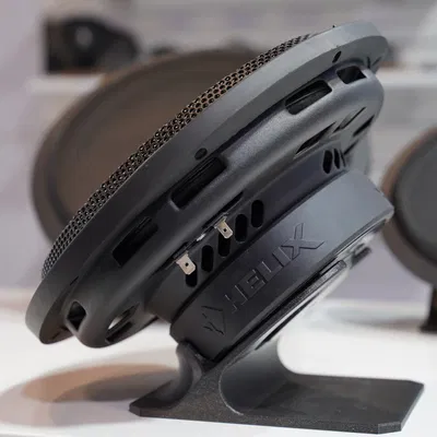 Giá đỡ loa siêu trầm Helix IK 8S