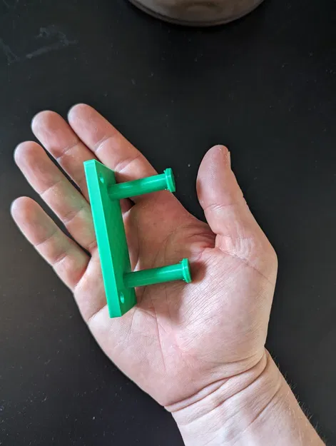 Giá đỡ treo tường cho tay cầm Guitar Hero Explorer - Image 2