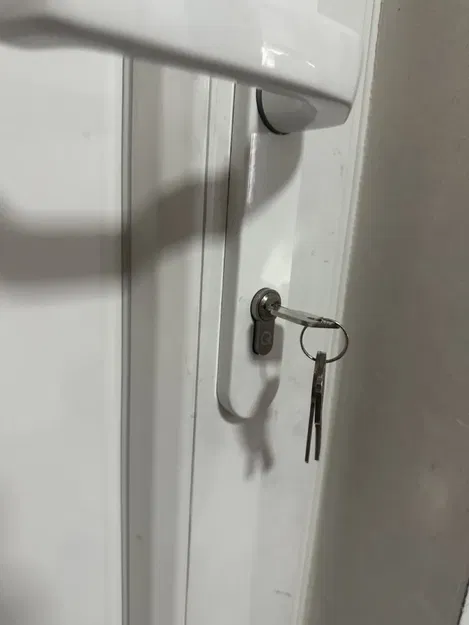 Khung spacer cho khóa thông minh Nuki 3.0 pro - Image 2