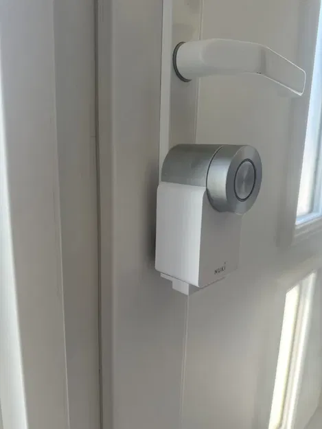 Khung spacer cho khóa thông minh Nuki 3.0 pro - Image 3