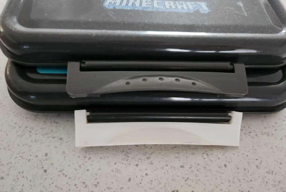 Khóa kẹp hộp cơm Bento thương hiệu Zak! - Image 1