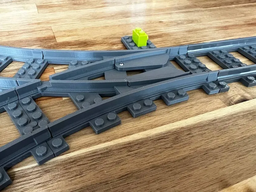 Công tắc WYE R40 tương thích Lego (đường cong tiêu chuẩn) cũ - Image 1