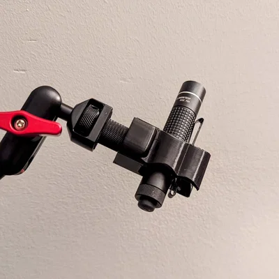 Giá Đỡ Đèn Pin Cho Ngàm Tripod