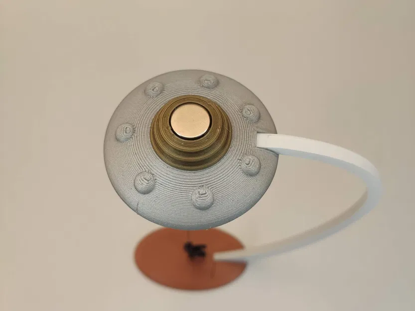 Đĩa bay từ trường bắt cóc bò với hiệu ứng bay lơ lửng - Image 8