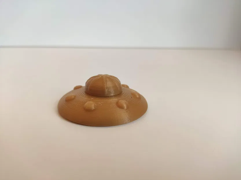 Đĩa bay từ trường bắt cóc bò với hiệu ứng bay lơ lửng - Image 9