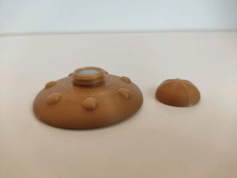 Đĩa bay từ trường bắt cóc bò với hiệu ứng bay lơ lửng - Image 10