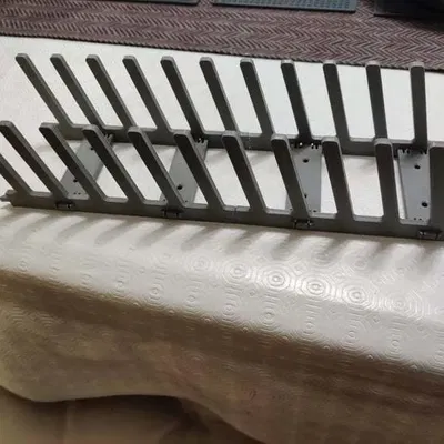 Giá đỡ đĩa và đĩa có thể lắp ráp không cần phần cứng