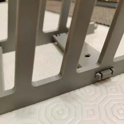 Giá đỡ đĩa và đĩa có thể lắp ráp không cần phần cứng