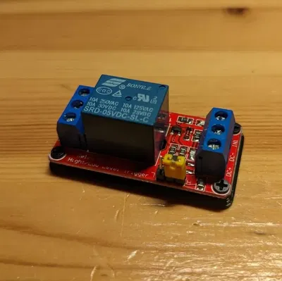 Đế cho mô-đun relay 5V gắn bằng băng dính hai mặt