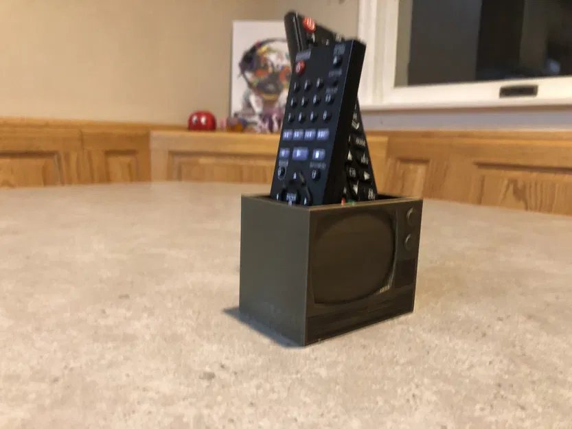 Giá đỡ điều khiển từ xa hình TV độc đáo - Image 4