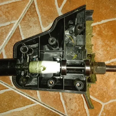 Khớp nối trục khuỷu thay thế cho máy cắt cỏ BOSCH ART 37