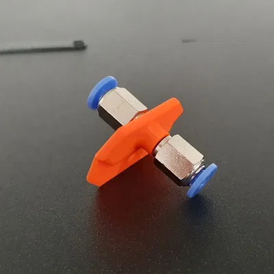 Đầu cắm cạnh cho ống PTFE PC4-M5 trong Enclosure Prusa Original