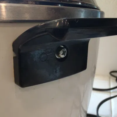 Tay cầm thay thế bên trái cho nồi cơm điện Tatung