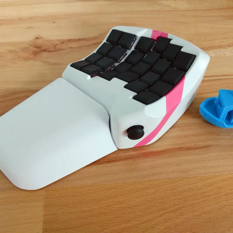 Bàn phím chơi game Sherbet với joystick cải tiến