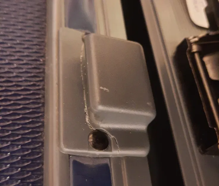 Khóa thay thế cho vali DARIO cũ - Image 2