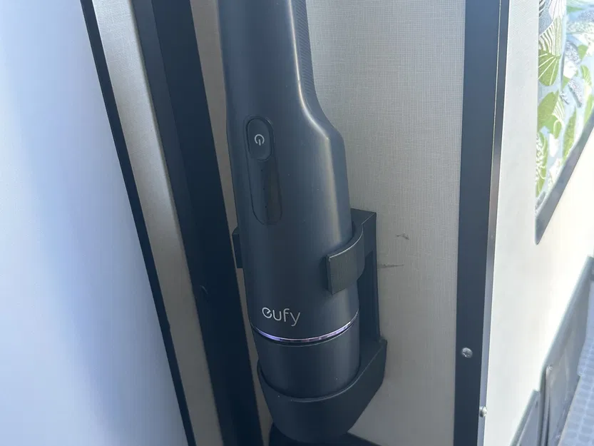 Giá đỡ cho máy hút bụi cầm tay Eufy H11 - Image 1