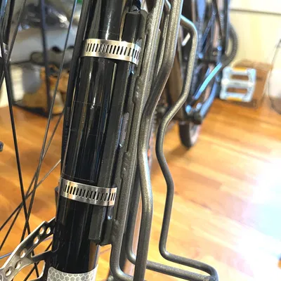 Xe đạp cắm trại Blackburn Outpost Cargo Cage Suspension Fork Adapter