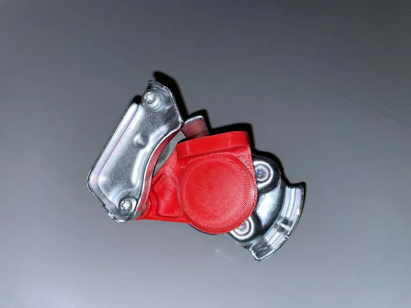 Thay thế nắp bụi cho khớp nối ống khí trên xe tải và máy kéo - Image 2