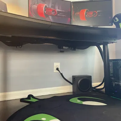 Giá đỡ ổ cắm điện cho bàn làm việc