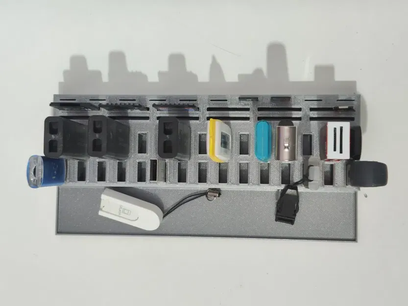 Giá đỡ USB cho 30 pendrive, 12 thẻ SD và 10 thẻ microSD - Image 3