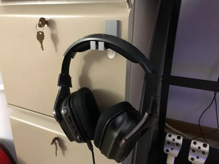 Giá đỡ tai nghe với giá treo cáp USB - Image 1