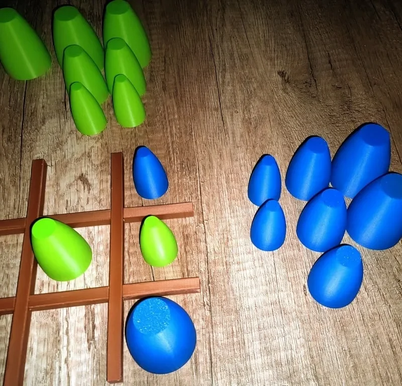 Bình hoa xoắn ốc Tic Tac Toe mở rộng