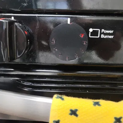 Núm vặn bếp có thiết kế thấp gọn nhẹ