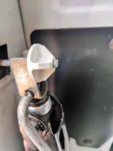 Nuts giữ cố định cho hệ thống nâng xe Renault Dokker/Kangoo - Image 1