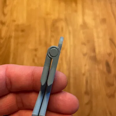 Giá đỡ máy tính bảng và điện thoại cho móc chìa khóa