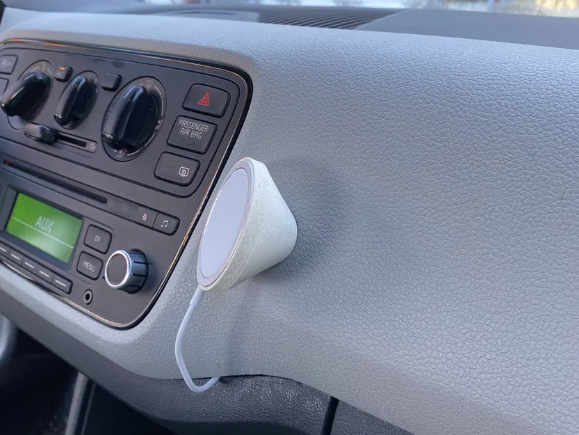 Giá đỡ MagSafe cho xe hơi Seat Mii - Image 4