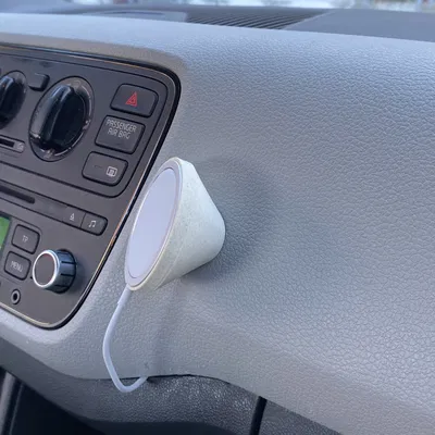 Giá đỡ MagSafe cho xe hơi Seat Mii