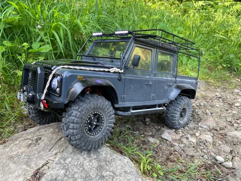 Bộ phận xe Land Rover Defender Double Eagle E101 E102 tỉ lệ 1/8 - Image 1