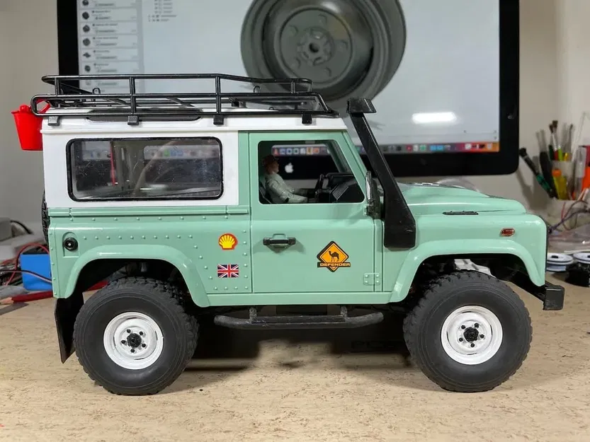 Các bộ phận cho mô hình Land Rover Defender MN D90 1/12 - Image 1