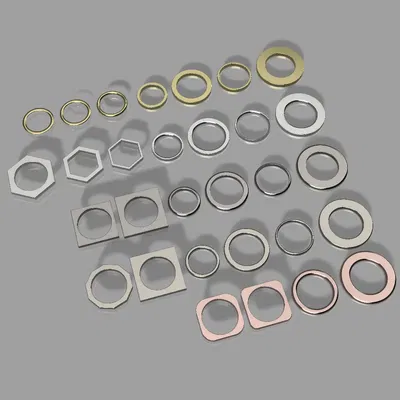 Nhiều vòng tay và nhẫn thời trang cho phái đẹp