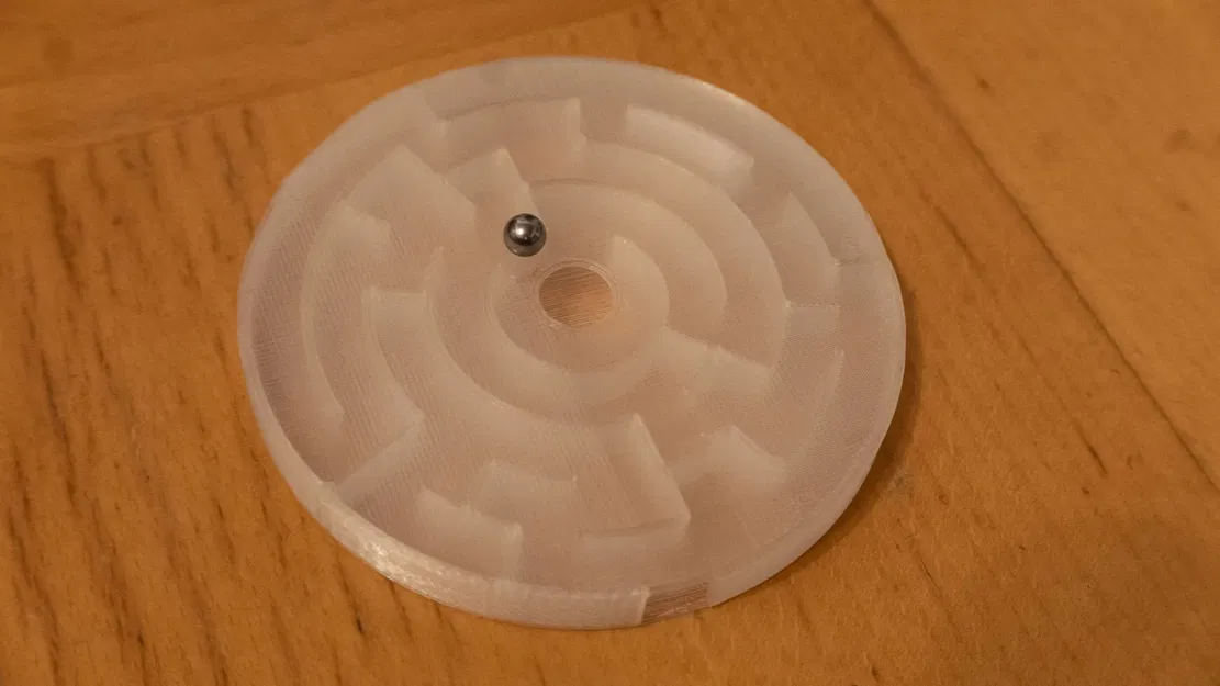 Câu đố bóng tròn: Mô hình mê cung cho viên bi - Image 1