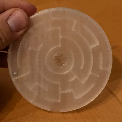 Câu đố bóng tròn: Mô hình mê cung cho viên bi