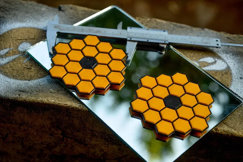 Đế lót ly hình dạng gốc JWST tỉ lệ 1:64 - Image 5