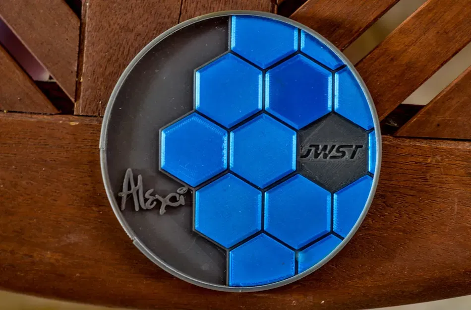 Đế lót ly cảm hứng JWST với thiết kế độc đáo - Image 3