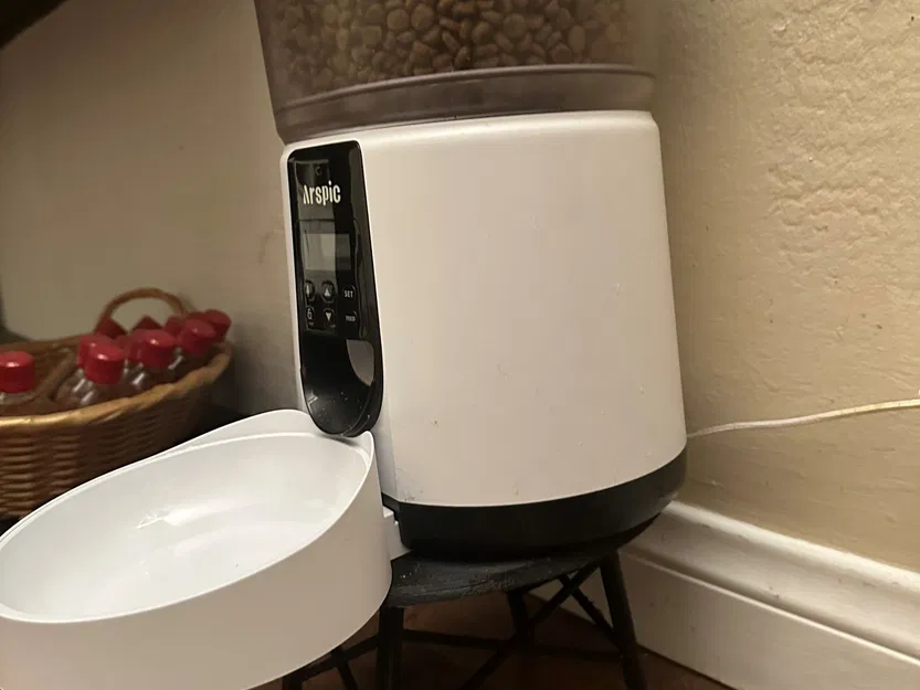 Bát ăn cho mèo với giá đỡ tiện lợi - Image 4