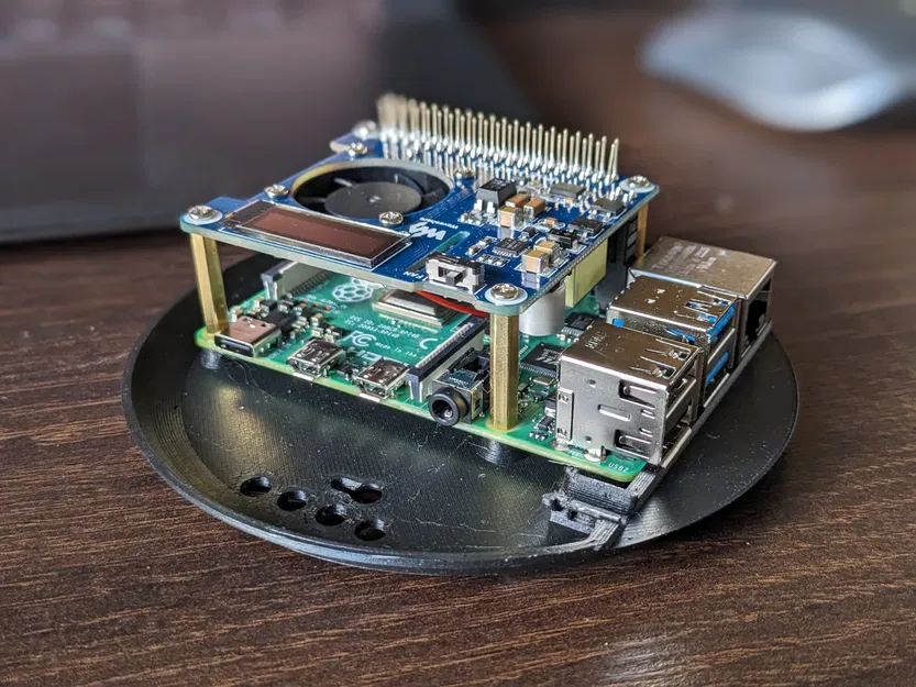 Vỏ Raspberry Pi 4 hình tròn cho PoE Hat - Image 5