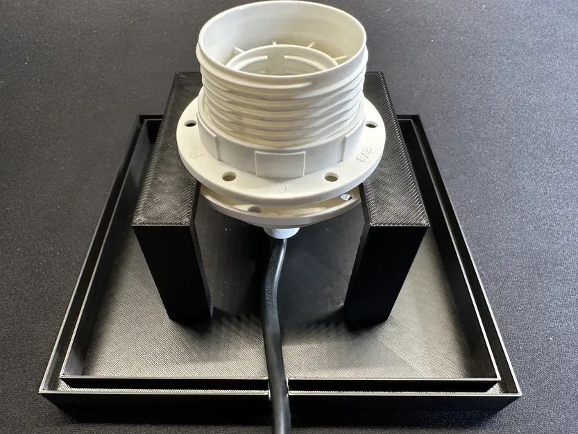 Đèn bàn Hex Remix II với đế cho bóng đèn - Image 4