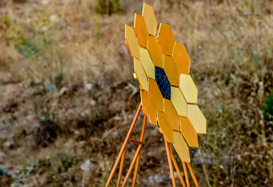 Mô hình nghệ thuật kính viễn vọng JWST tỷ lệ 1:16 - Image 4