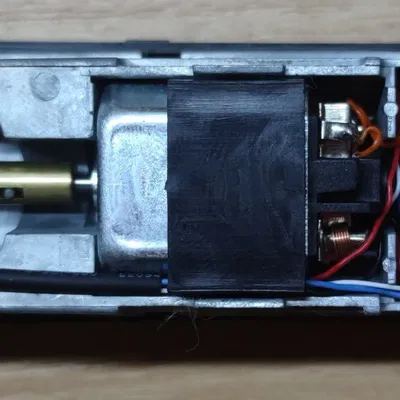 Bộ chuyển đổi NEM và giá đỡ decoder cho Lima V80 002 (201625L)