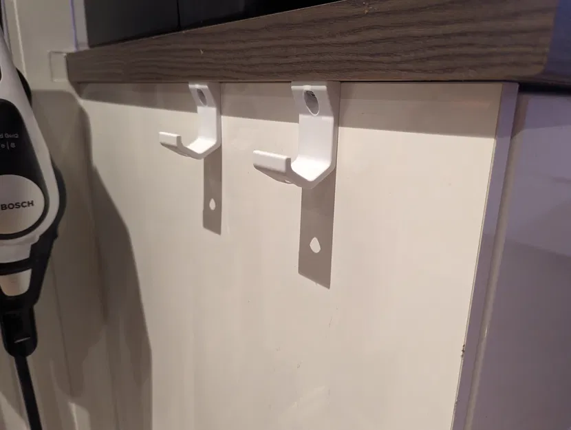 Móc treo gắn trên bề mặt với lỗ bắt vít - Image 1